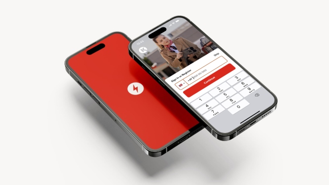 billede af mobil med ladeappen og Autocharge