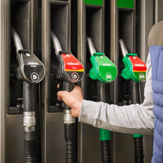 Tank miles+ hos Circle K